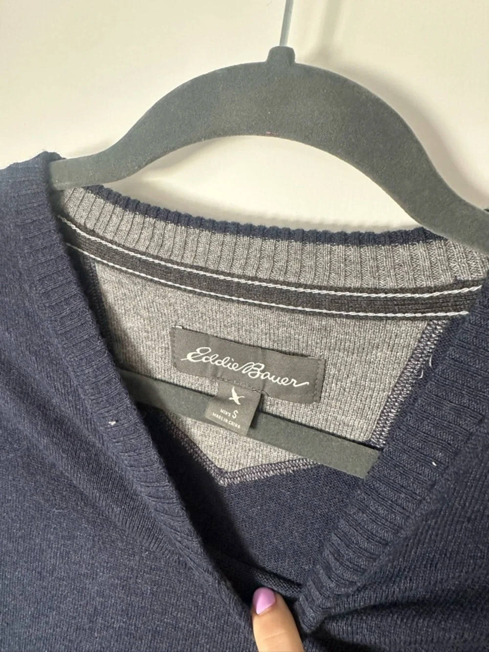 Eddie Bauer Navy Blue Sweater Mens size Small - Picture 3 of 3